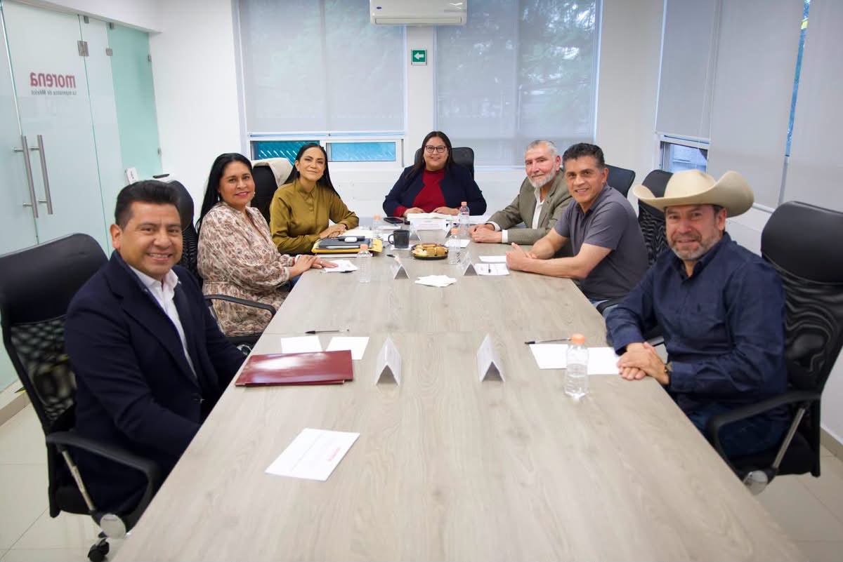 Llaman a Alfonso Sánchez García a reunión con Ariadna Montiel, Citlalli Hernández y Adán Augusto López